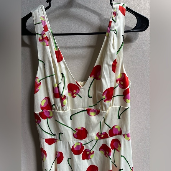 NEW Tatyana Bouquet of Cherries 50s Pin Up Halter Strap Circle Dress Women’s M - Picture 4 of 12